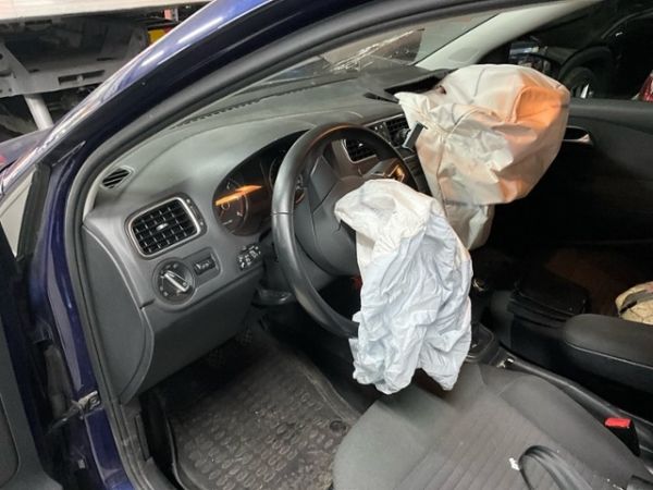 VW Confortline Polo V 6R106.20092014 [SC]