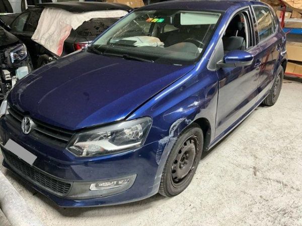 VW Confortline Polo V 6R106.20092014 [SC]
