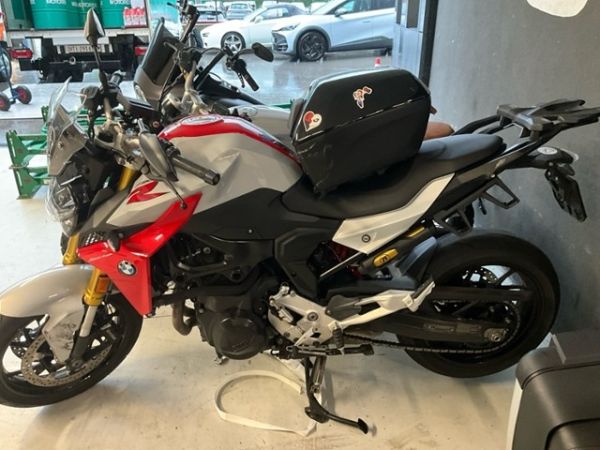 BMW ABS F 900 R [SC]