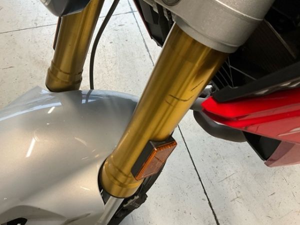 BMW ABS F 900 R [SC]