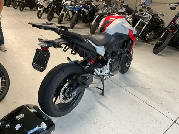 BMW ABS F 900 R [SC]