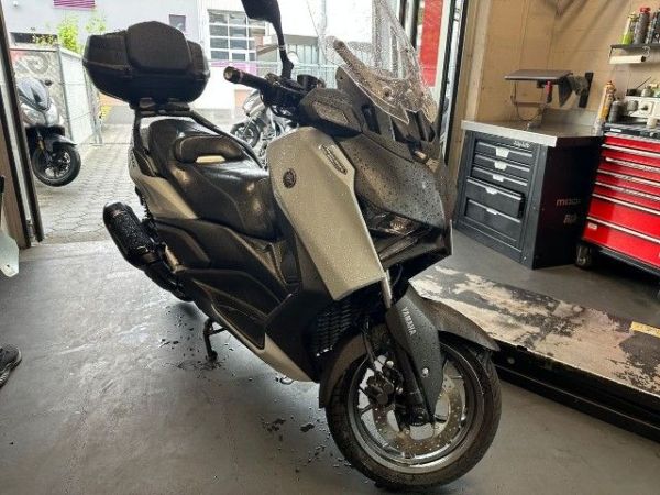 YAMAHA 300 Tech Max XMax [SC]