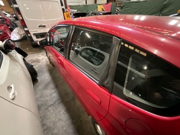 Honda 1.4i Comfort Jazz [SC]