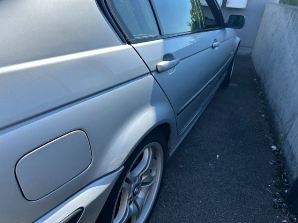 BMW 330i 3er Reihe E46 [SC]