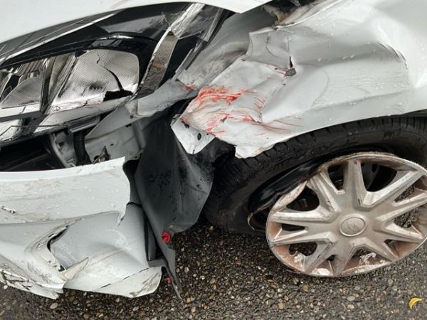 Ford 1.0 EcoB 100 Cool  Connect Fiesta [SC]