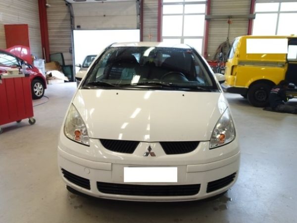 Mitsubishi Limousine COLT [SC]