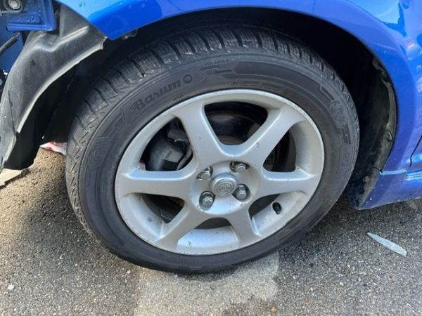 Toyota 1.5 16V TS Yaris [SC]
