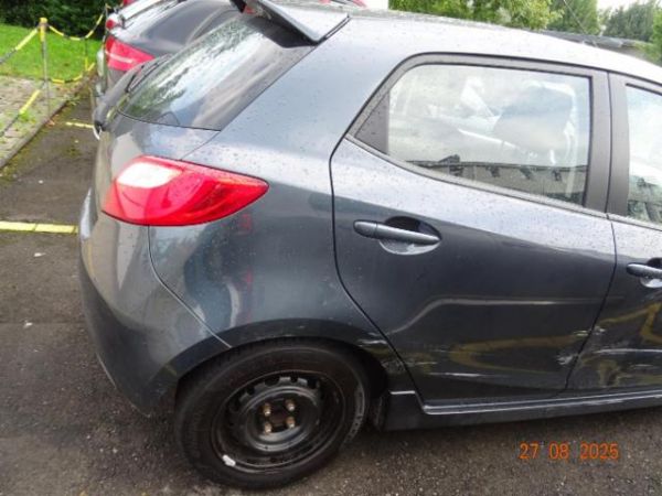 Mazda 1.5 MZR Sport 2 [SC]