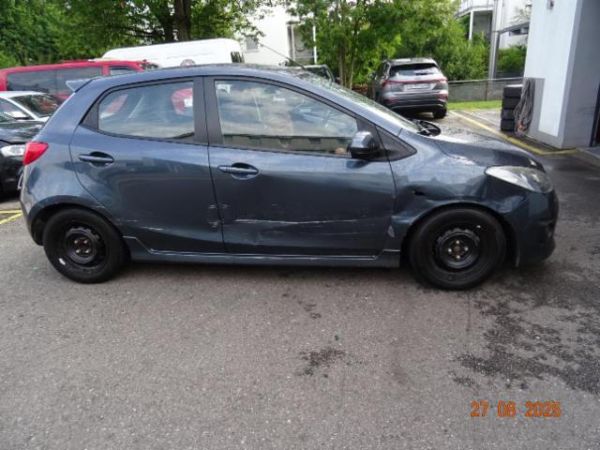 Mazda 1.5 MZR Sport 2 [SC]
