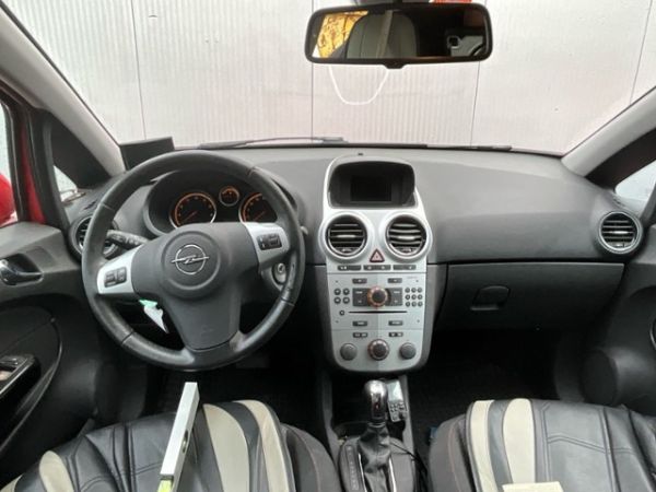 Opel 1.4i 16V TP Sport Corsa [SC]