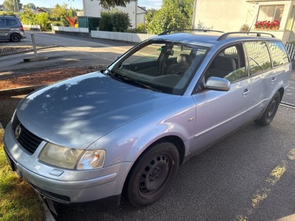 VW 2.5 V6 TDI 4motion Passat Variant [SC]