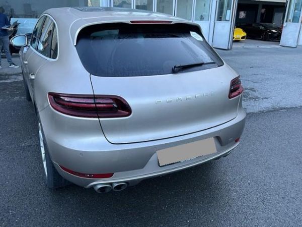 Porsche 3.0 V6 S Diesel Macan [SC]
