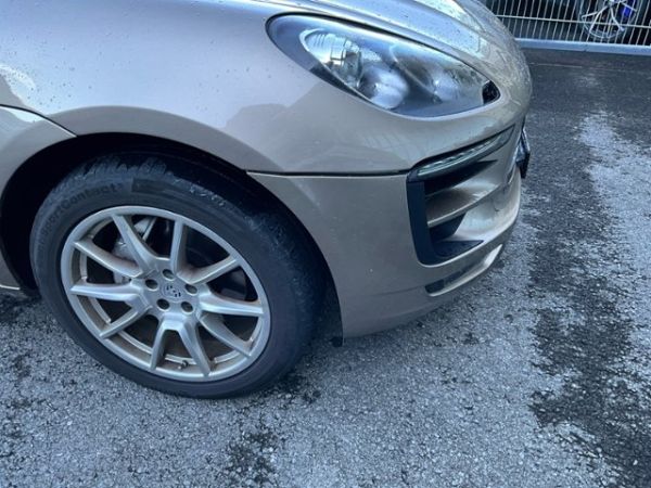 Porsche 3.0 V6 S Diesel Macan [SC]