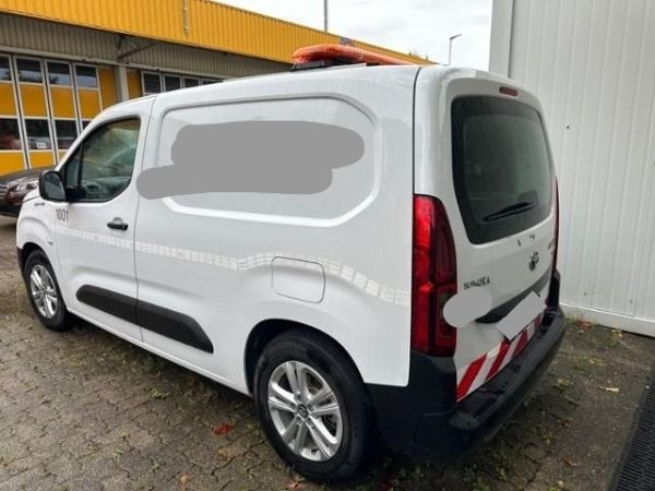 Toyota Kasten Active L1 50KWH PROACE CITY Van [SC]