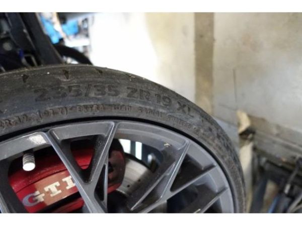 VW 2.0 TSI GTI TCR DSG Golf VII [SC]