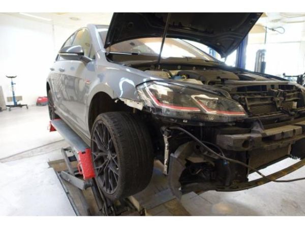VW 2.0 TSI GTI TCR DSG Golf VII [SC]