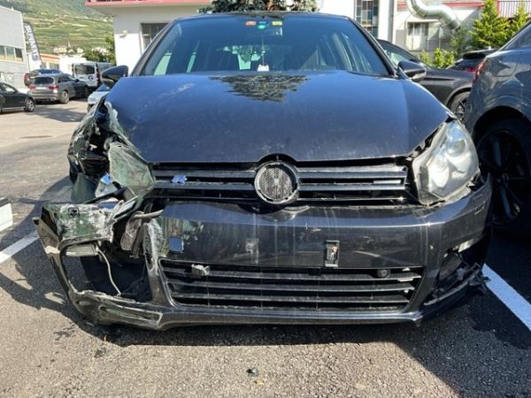 VW 2.0 TSI R DSG 4motion Golf VI [SC]