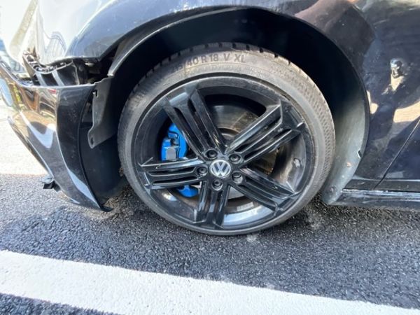 VW 2.0 TSI R DSG 4motion Golf VI [SC]