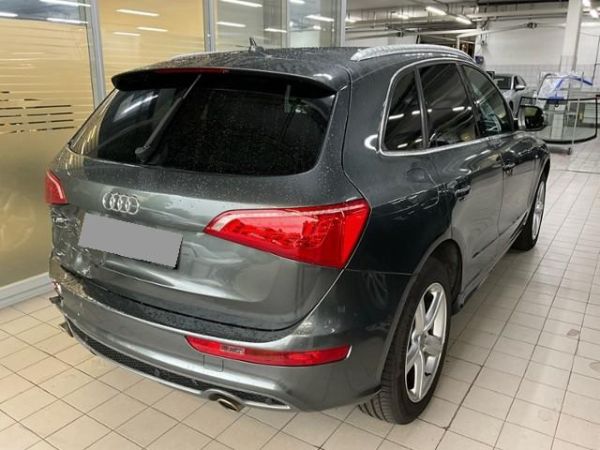 Audi 3.0 V6 TDI quattro STronic Q5 [SC]