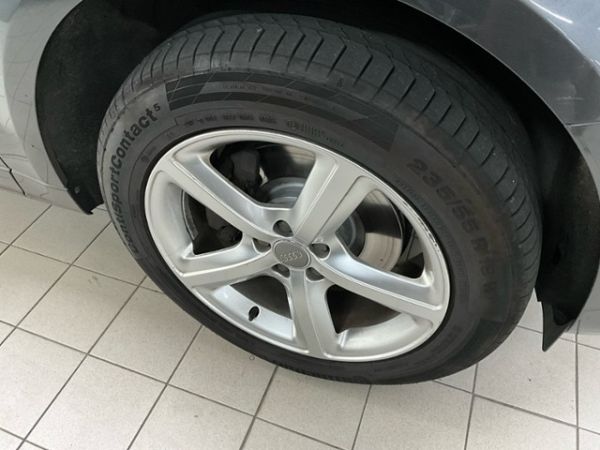 Audi 3.0 V6 TDI quattro STronic Q5 [SC]
