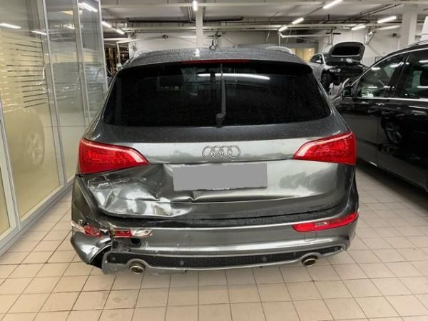 Audi 3.0 V6 TDI quattro STronic Q5 [SC]