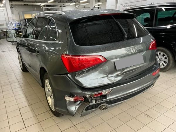 Audi 3.0 V6 TDI quattro STronic Q5 [SC]