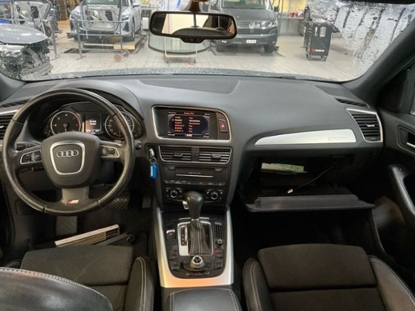 Audi 3.0 V6 TDI quattro STronic Q5 [SC]