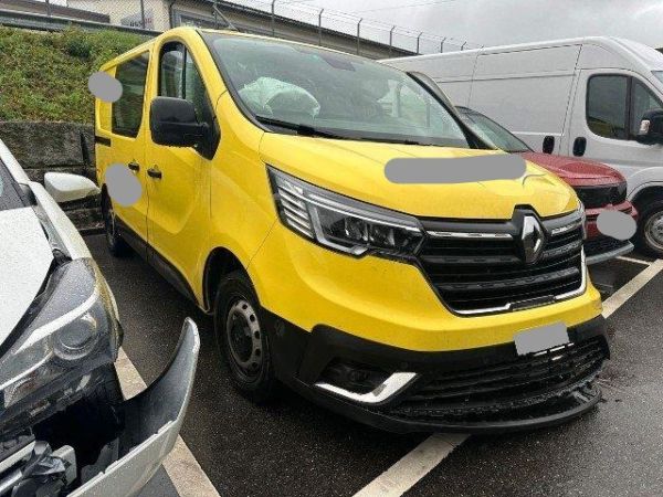 Renault 2.0 dCi Trafic [SC]