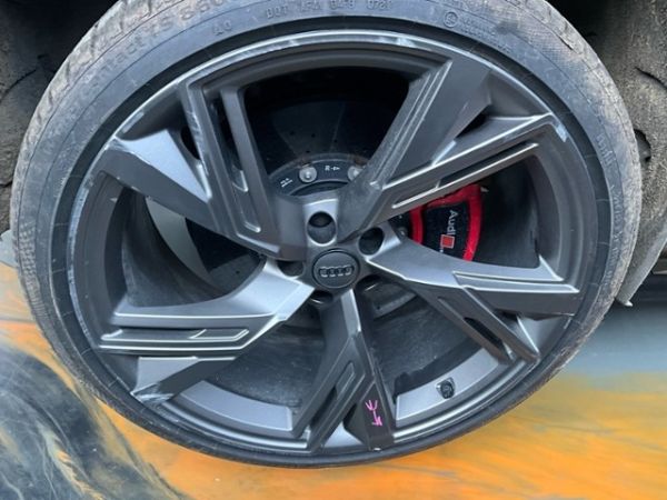 Audi 4.0 V8 TFSI quattro TTronic RS6 Avant [SC]