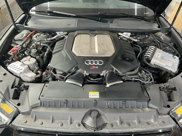 Audi 4.0 V8 TFSI quattro TTronic RS6 Avant [SC]