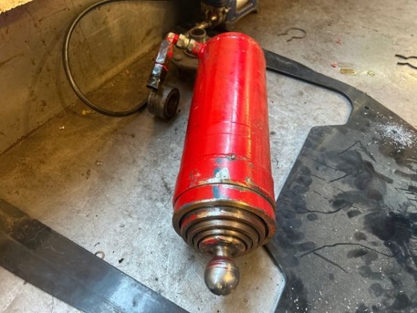Messer Anhänger / Kipper TV45 [SC]