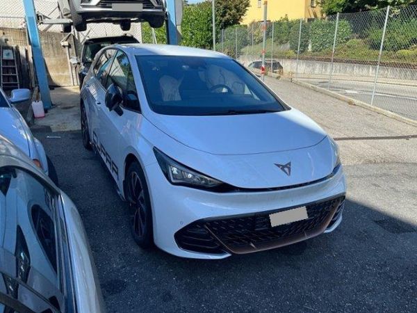 CUPRA Electric Born [SC]