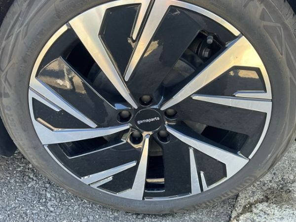CUPRA Electric Born [SC]