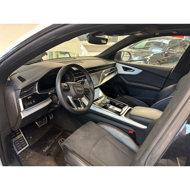 Audi TIPTRONIC Q8 50 TDI QUATTRO [SC]