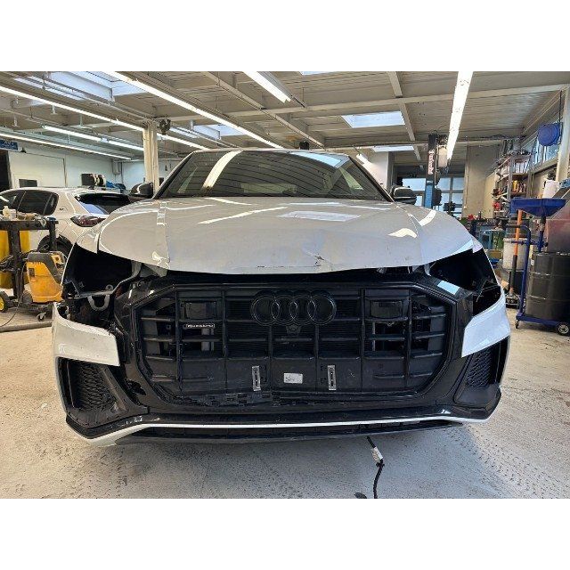 Audi TIPTRONIC Q8 50 TDI QUATTRO [SC]