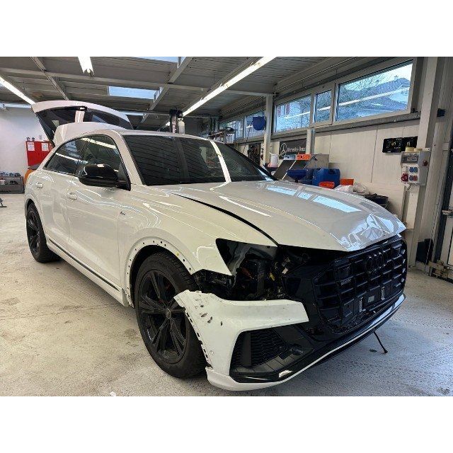 Audi TIPTRONIC Q8 50 TDI QUATTRO [SC]
