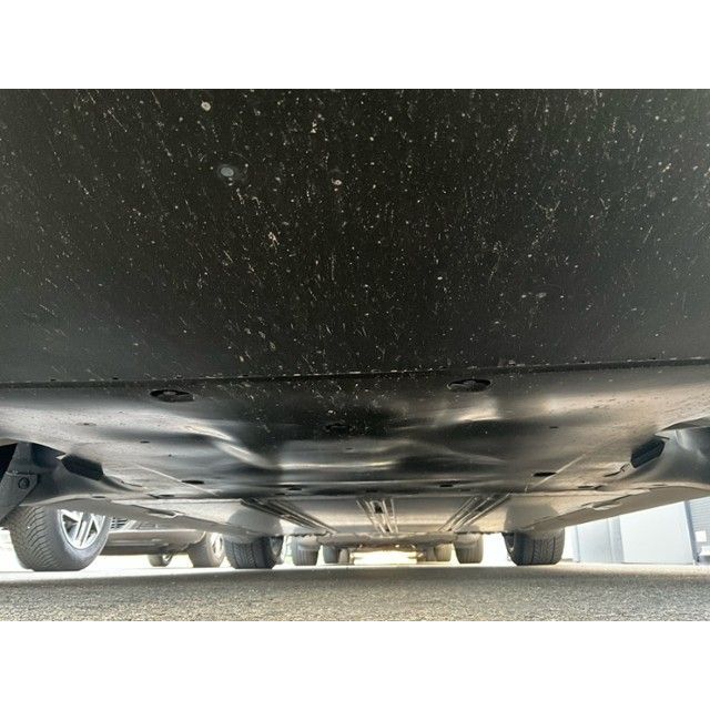 Tesla Basis RWD Model Y 01.2021 [SC]