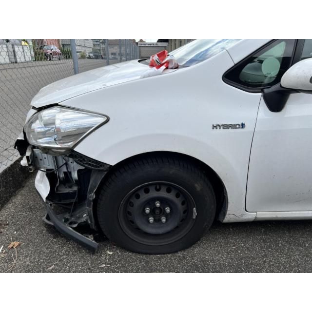 Toyota 1.8 HSD Linea Luna Auris [SC]