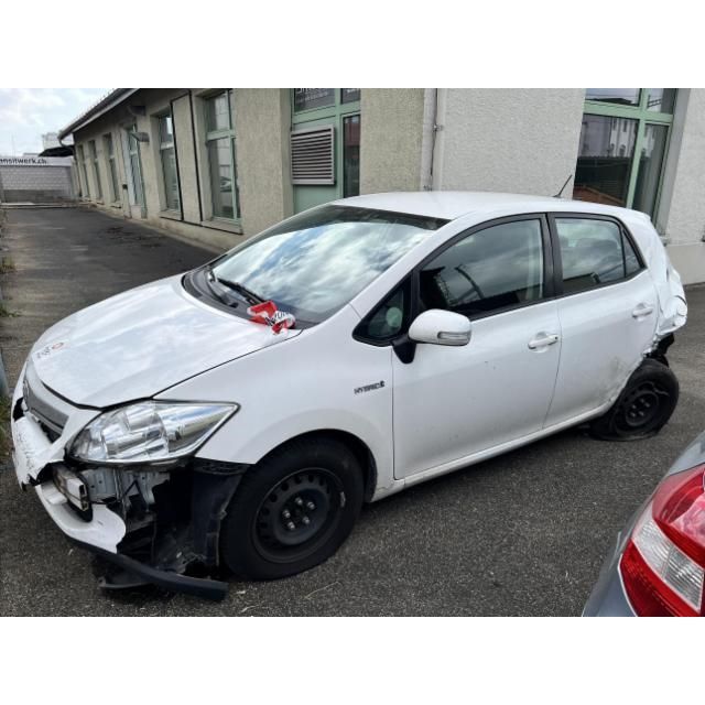 Toyota 1.8 HSD Linea Luna Auris [SC]