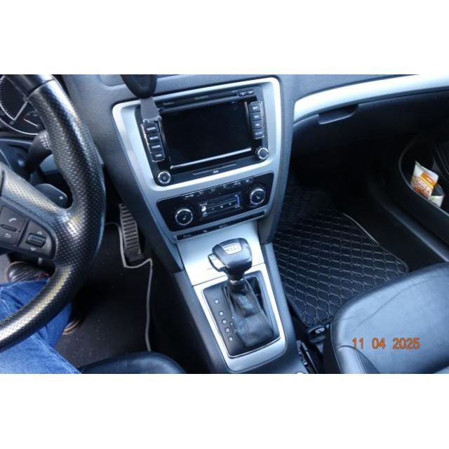 Skoda 2.0 TDI RS DSG Octavia Combi [SC]