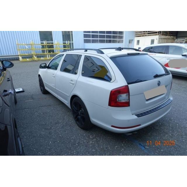 Skoda 2.0 TDI RS DSG Octavia Combi [SC]