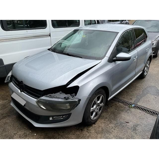 VW 1.4 Trendline Polo [SC]