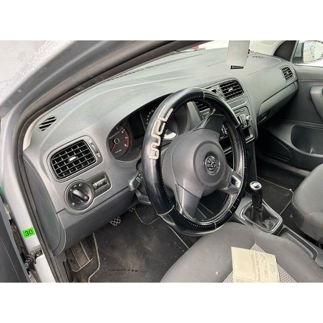 VW 1.4 Trendline Polo [SC]